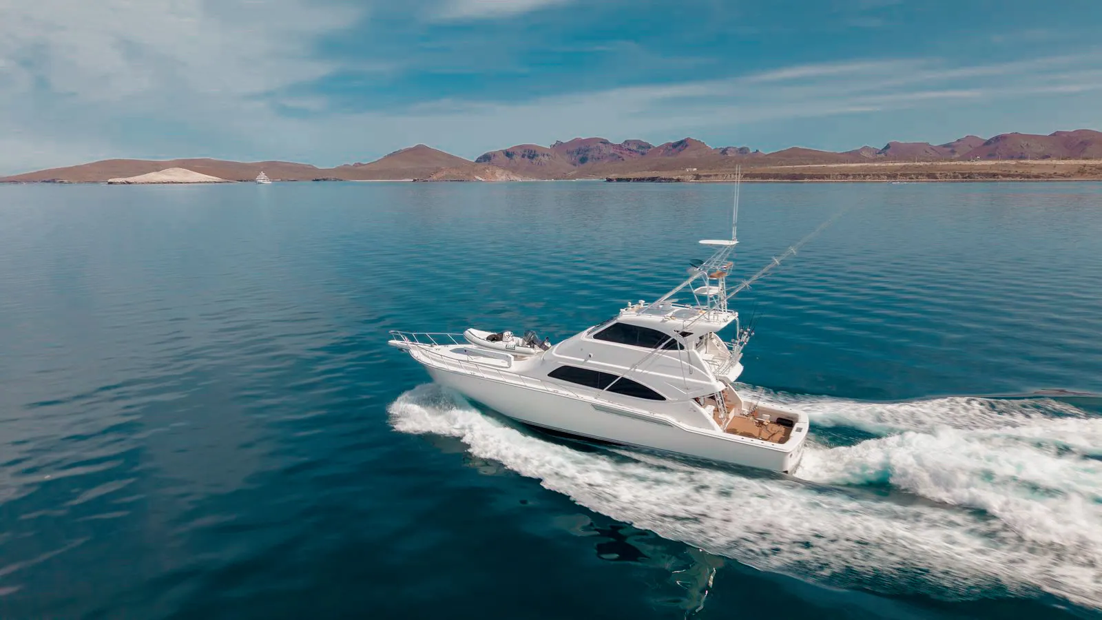 La Paz Fishing Escapades: 4-Night Journeys to Remote Paradises