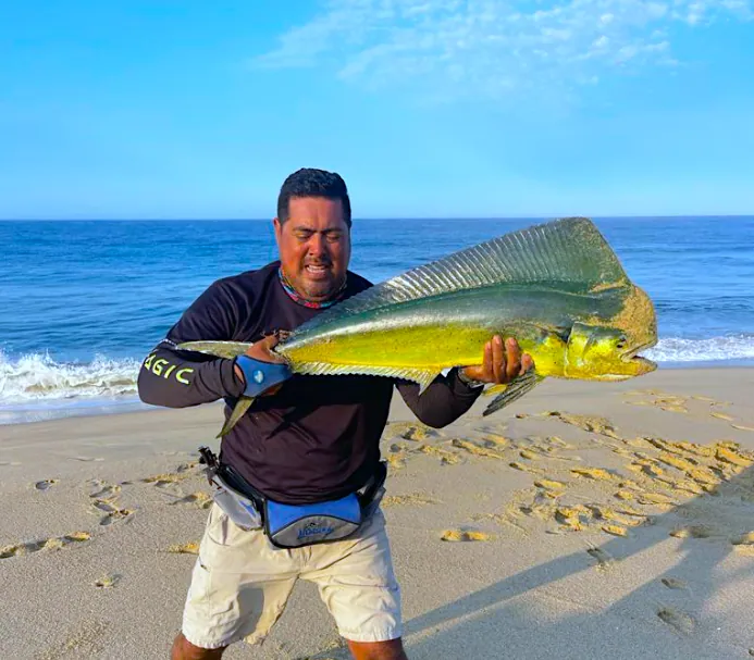 Surf fishing in Cabo San Lucas & The East Cape